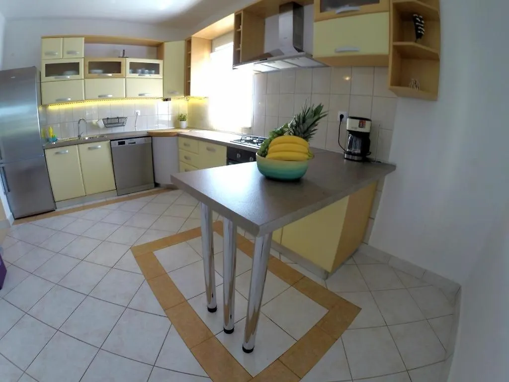 Prázdninový dům Holiday House In Ljubac With Sea View, Terrace, Air Conditioning, Wi-Fi Chorvatsko